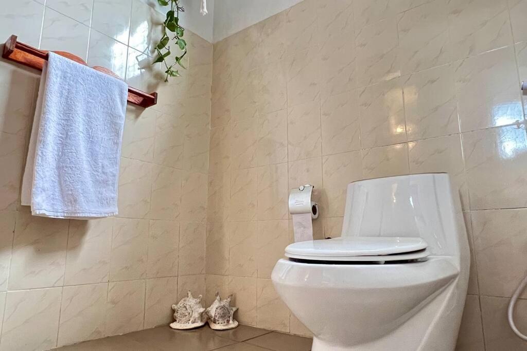 Stylish 2 Bedroom - 1min Walk To The Indian Ocean * Umbuji