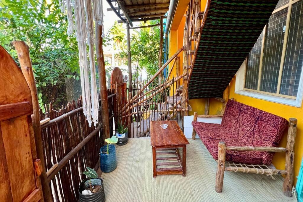 Appartamento Stylish 2 Bedroom - 1min Walk To The Indian Ocean Umbuji